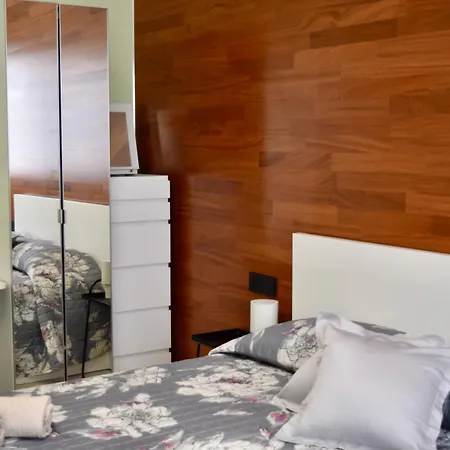 Arrivasti Design In Centre Mailand