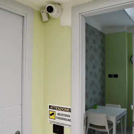 Apartment Arrivasti Design In Centre Mailand